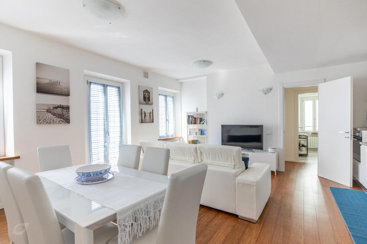 Elena House White Apartment Виареджо Екстериор снимка