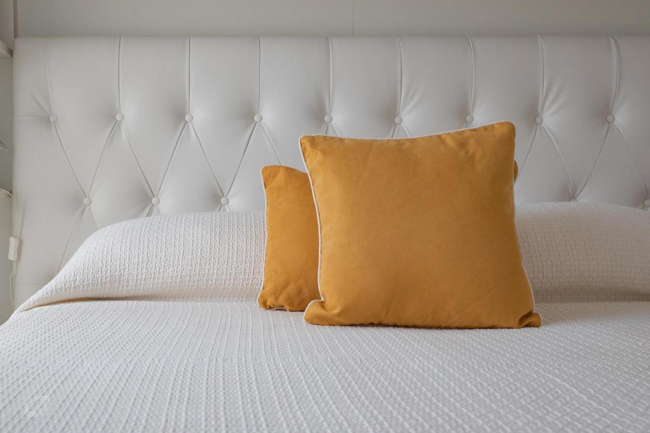Elena House White Apartment Виареджо Екстериор снимка